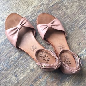 Miz Mooz Arlene Leather Sandals 6.5-7